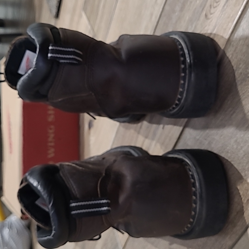 Red Wings Boots* - Picture 3 of 13